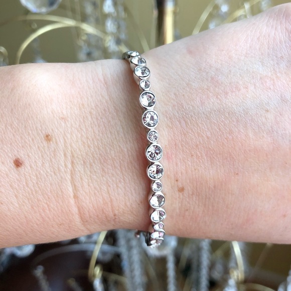 Givenchy Jewelry - Givenchy Bangle Bracelet🌸